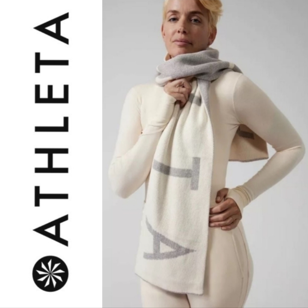 Nwt! Athleta Daily Knit Logo Scarf